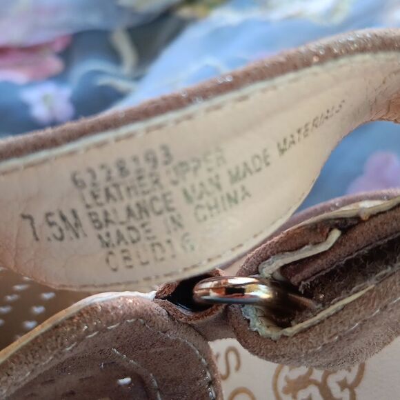 ISOLA Elegant Tan Leather Peep-Toe Heeled Sandals - Picture 2 of 10